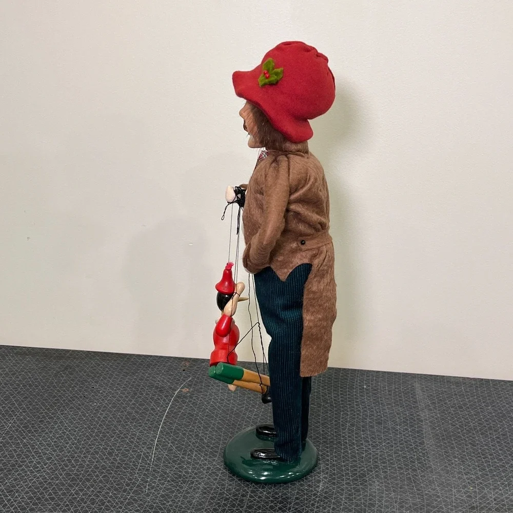 Byers Choice Caroler Man Puppeteer, Holding Puppet Pinocchio, Marionette